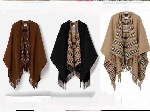Burberry cloak E011047